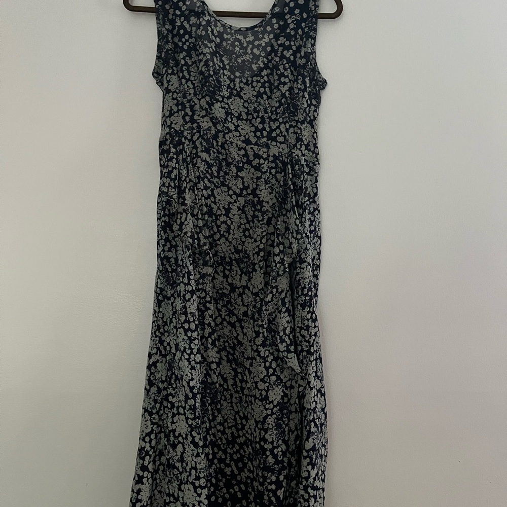Nanette Lepore Elegant Floral Sleeveless Dress - Black and White